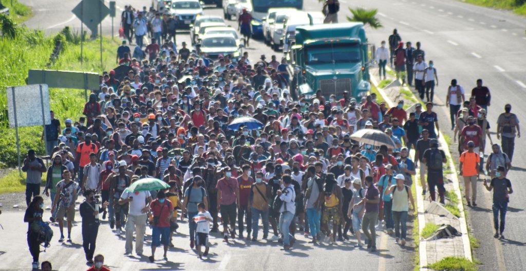 Caravana migrante lleg a Huixtla Chiapas sigue esperando