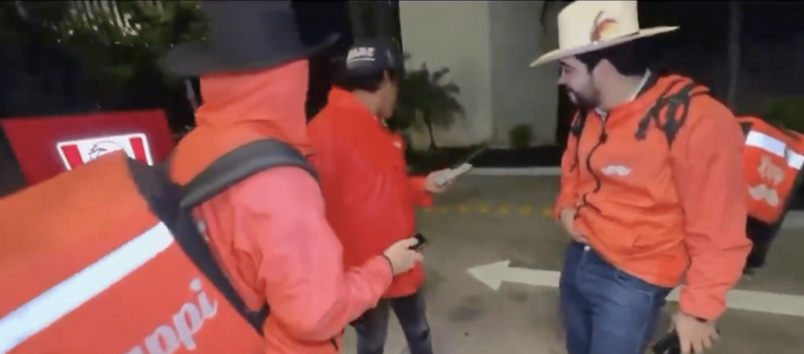 Asesinan al influencer César Gastélum en Culiacán, mientras realizaba una transmisión en vivo - -