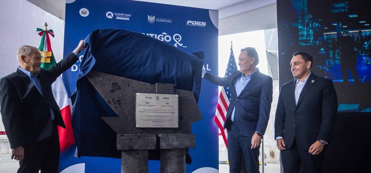Sheinbaum exige explicaciones al gobernador de Querétaro y al embajador de EU por proyectar academia policial sin aval federal - -