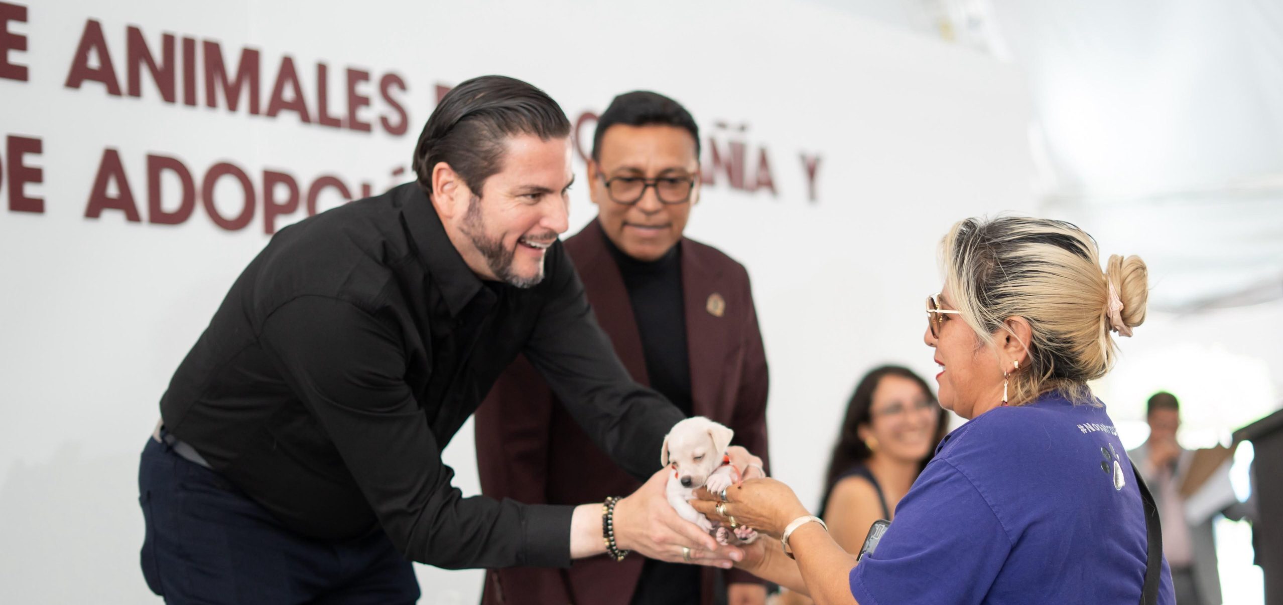Presenta alcalde de Tijuana, Ismael Burgueño el Registro Único de Animales de Compañía (RUAC) y la Plataforma Digital de Adopción - -